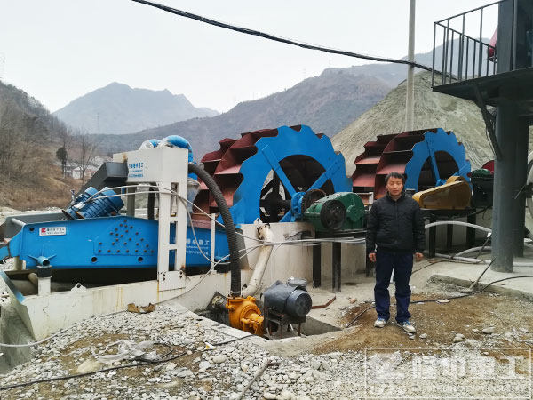 隆中洗砂收受接管一体机装置现场