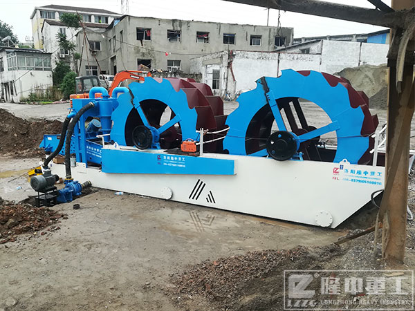 隆中双轮洗砂收受接管一体机