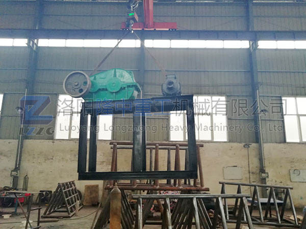 洗砂收受接管一体机正在停止卸车